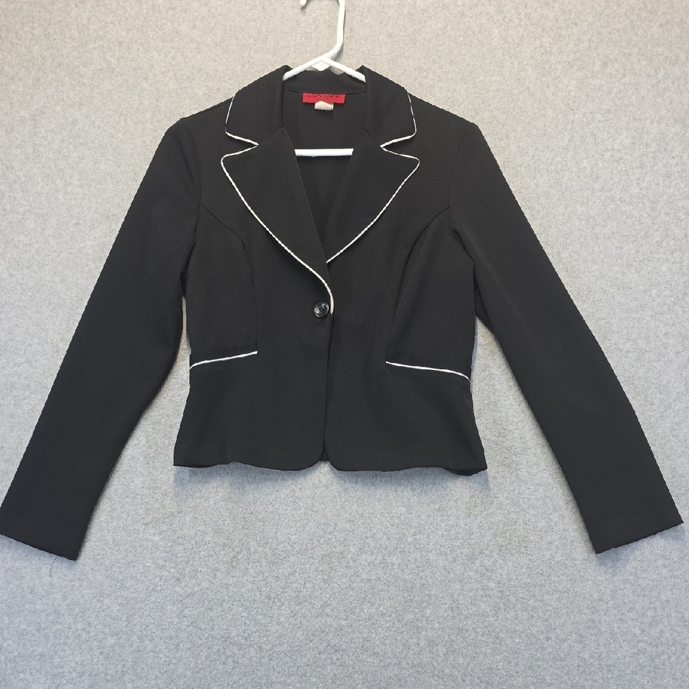 Alyn Paige Black Cropped Blazer White Piping Made in USA 7/8